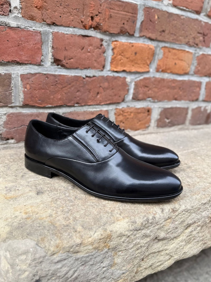 Wizytowe męskie oxfordy ze skóry naturalnej od polskiego producenta, elegacnkie buty męskie do garnituru