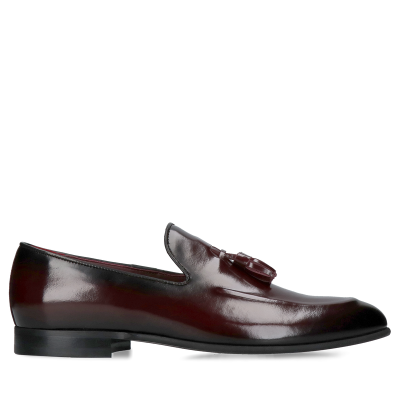 Bordowe męskie loafersy ze skóry naturalnej, eleganckie wsuwane obuwie