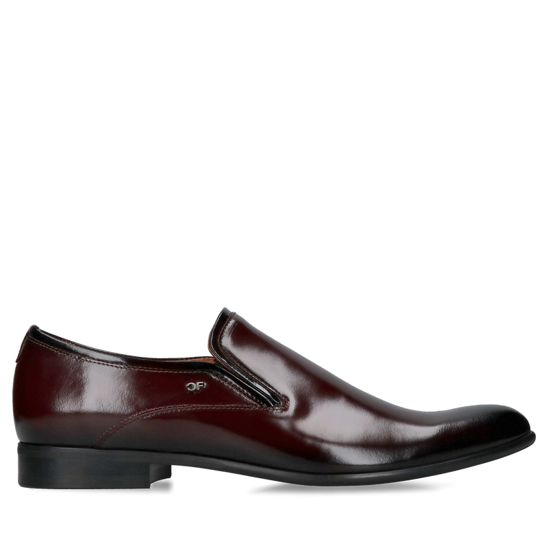 Eleganckie bordowe buty wsuwane typu loafers ze skóry naturalnej od polskiego producenta