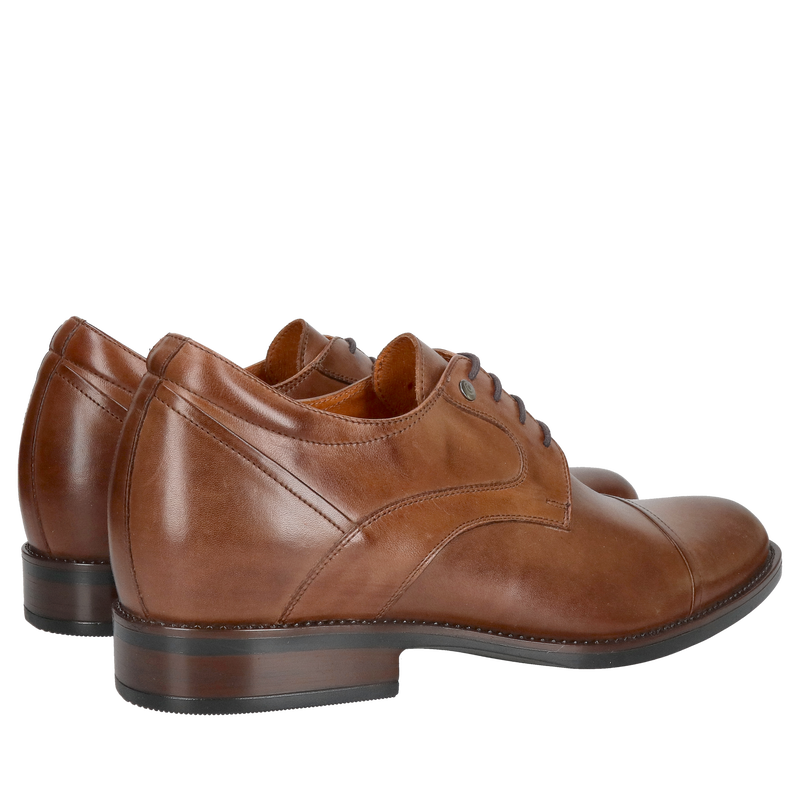Eleganckie brązowe buty podwyższające do garnituru ze skóry licowej