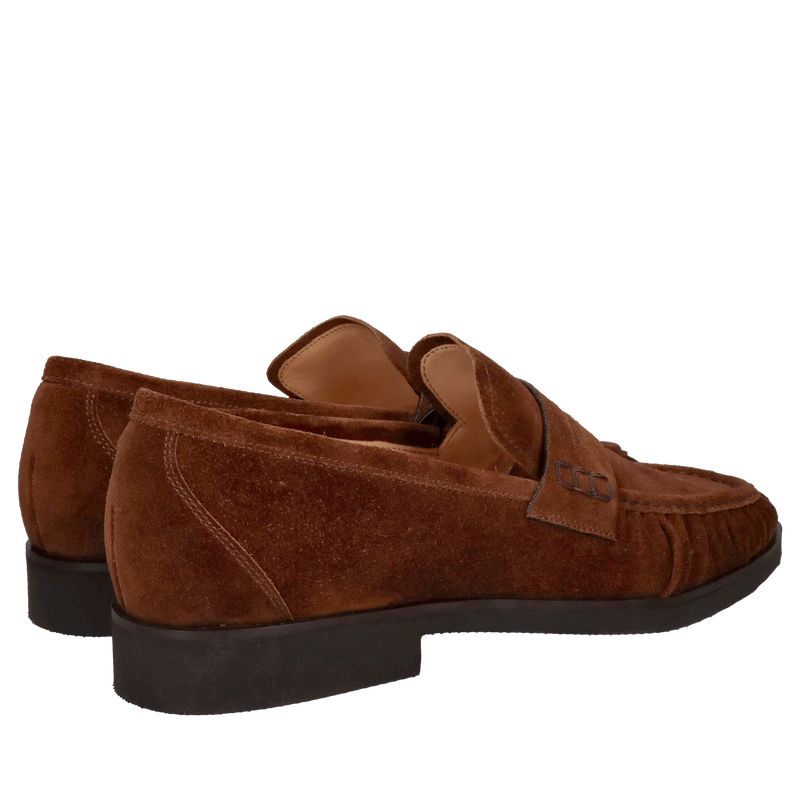 Loafersy męskie zamszowe w kolorze brązowym na super lekkiej podeszwie od polskiego producenta