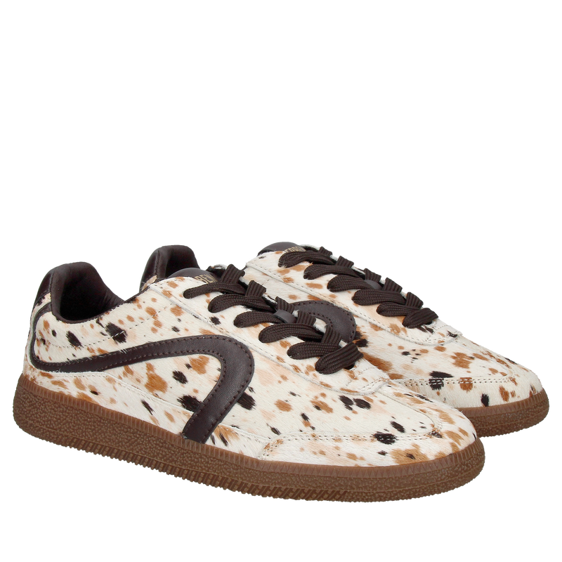 Damskie sneakersy ze zwierzęcym motywem, must-have sezonu jesień-zima