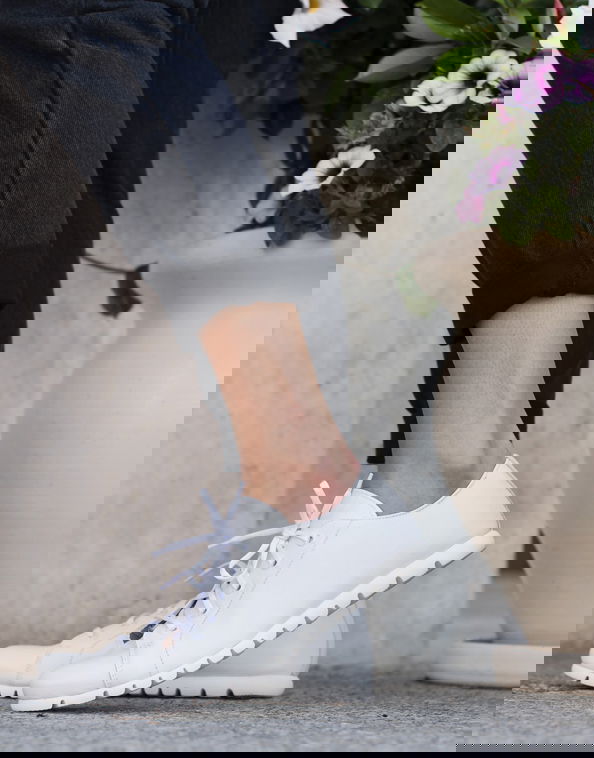 Jakie buty zabrać na majówkę?